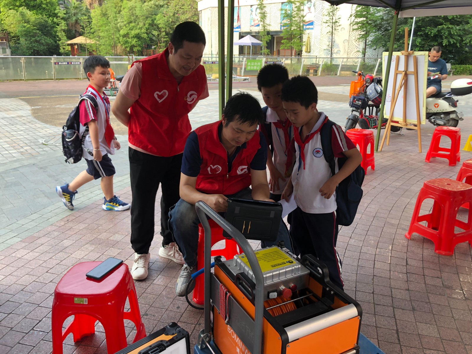 现场科普解答3.jpg 现场科普解答3.jpg