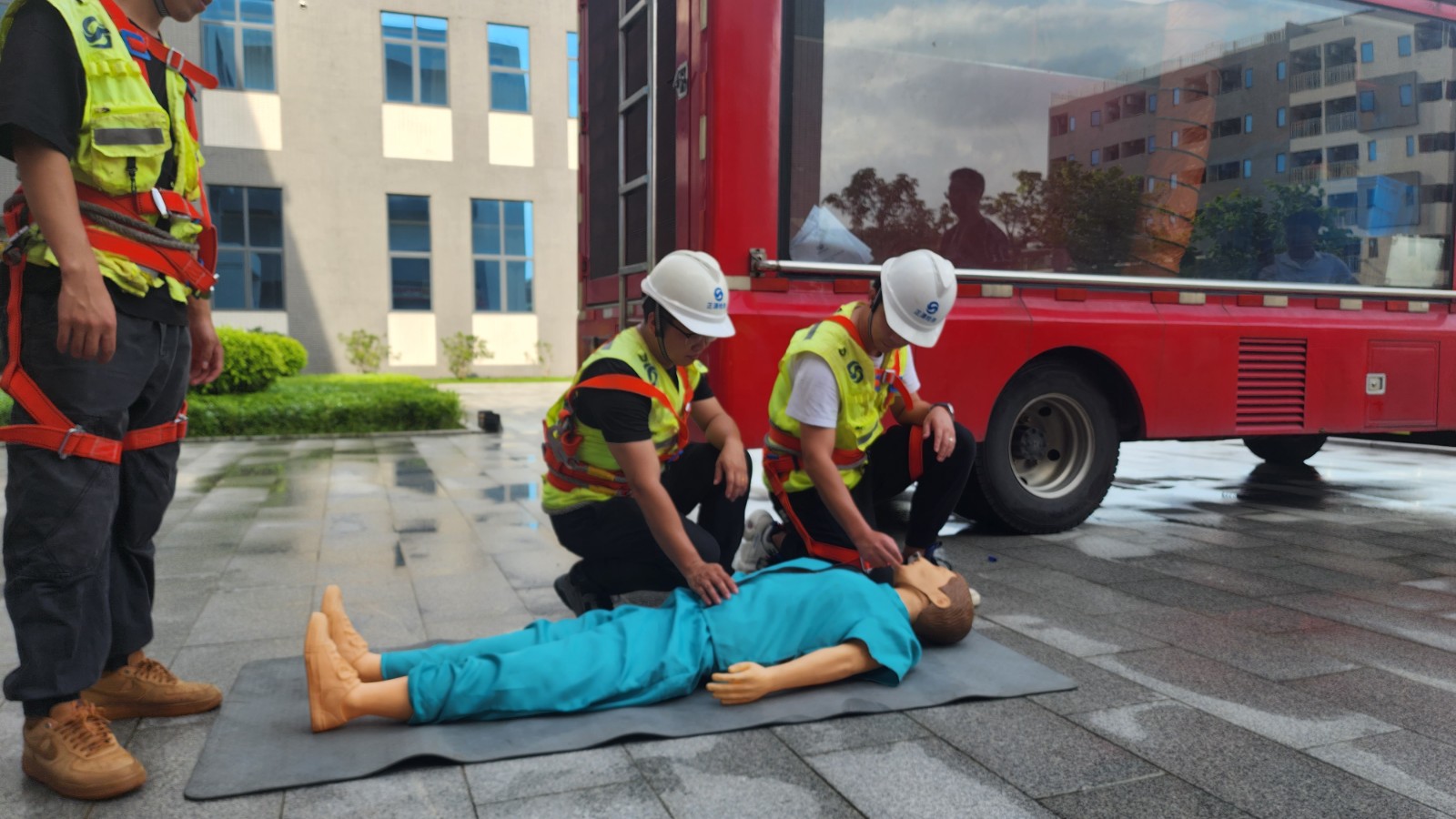 版面3-3.jpg 版面3-3.jpg