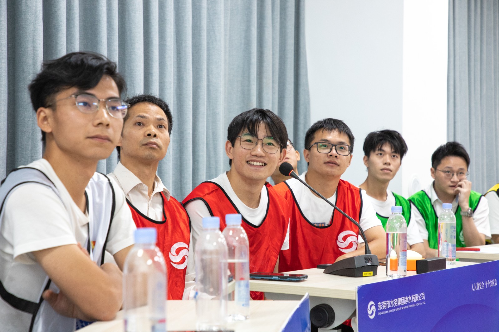 版面4-2.jpg 版面4-2.jpg