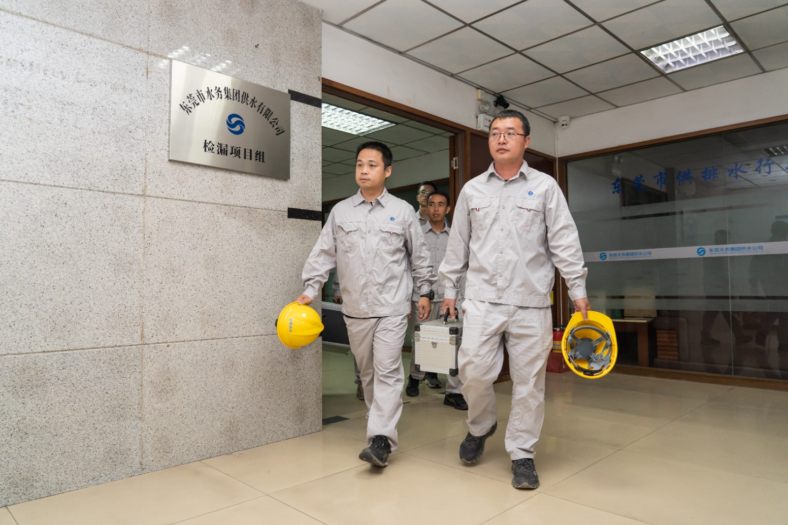 BIN00990.jpg BIN00990.jpg