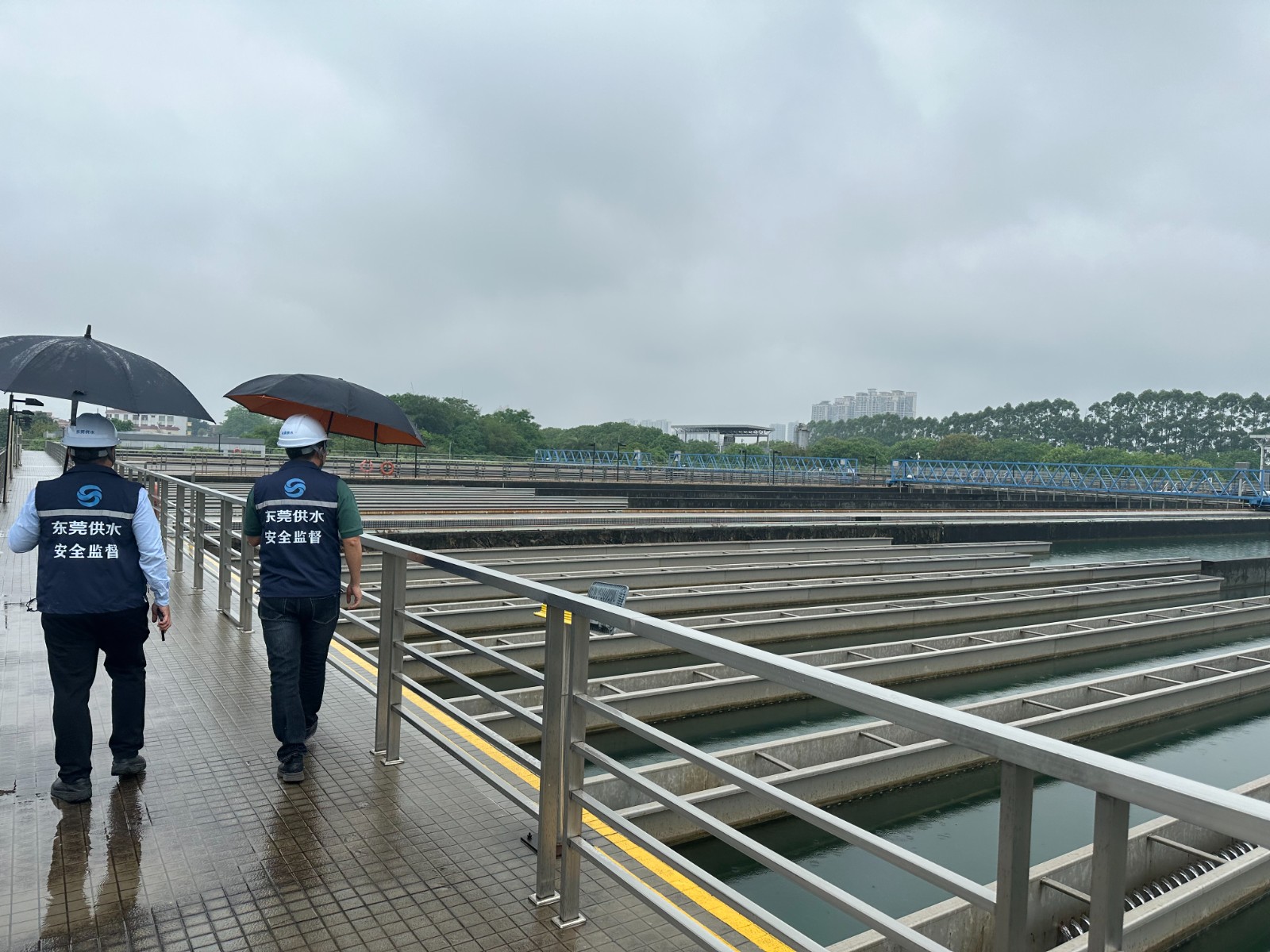 水务集团下属各供水厂开展供水设施安全检查.jpg 水务集团下属各供水厂开展供水设施安全检查.jpg