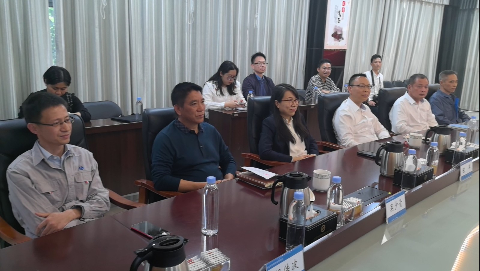 慰问劳动模范3.jpg 慰问劳动模范3.jpg