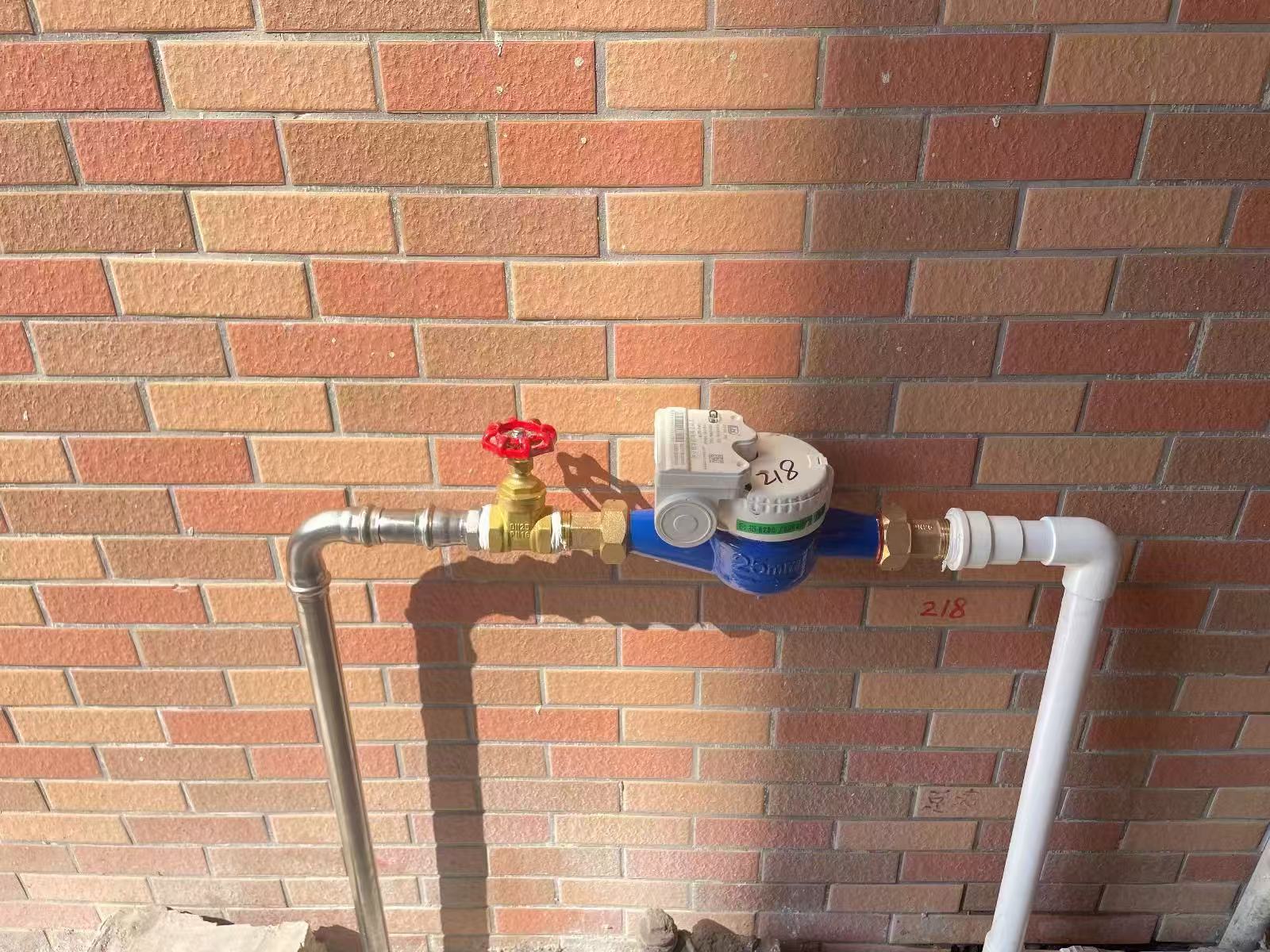 3新建不锈钢立管及智能远传水表.jpg 3新建不锈钢立管及智能远传水表.jpg